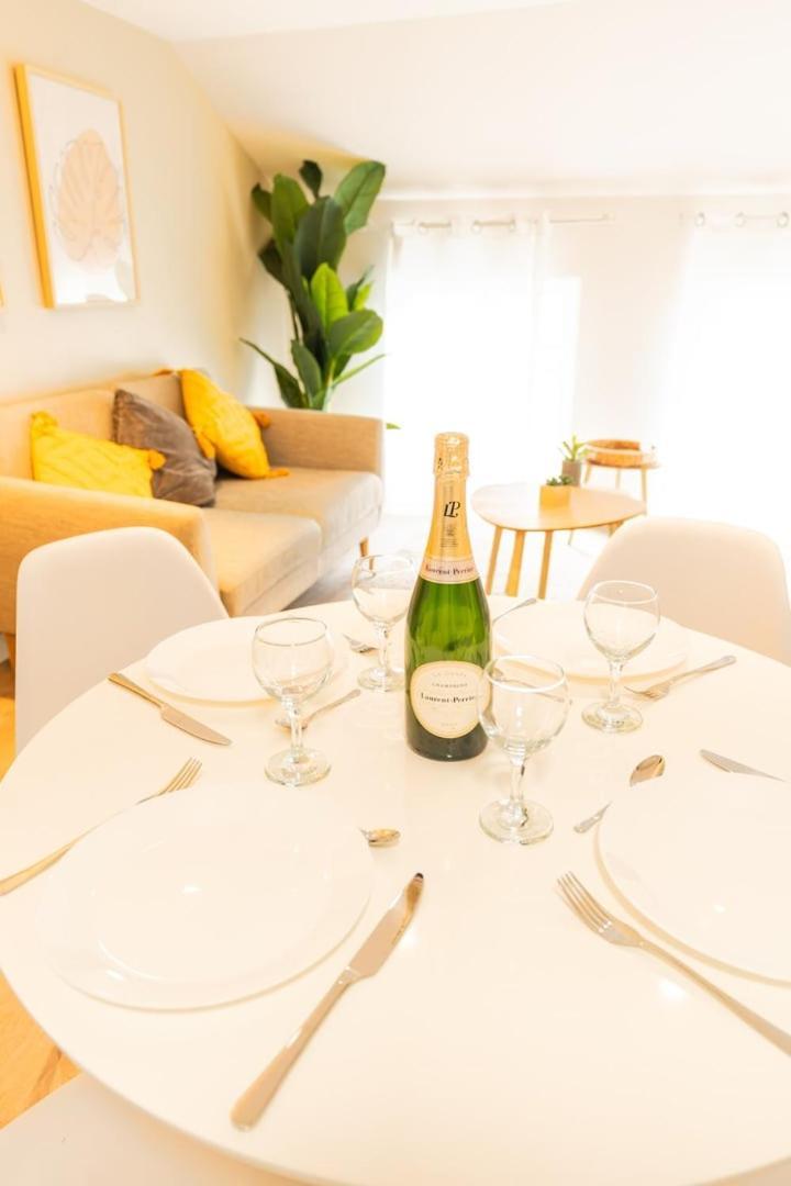 Duplex Confortable En Centre Avec 2 Chambres Châlons-en-Champagne Eksteriør billede