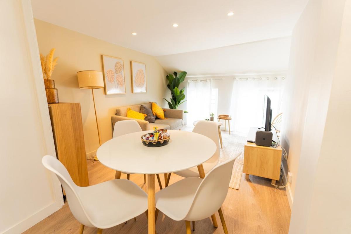 Duplex Confortable En Centre Avec 2 Chambres Châlons-en-Champagne Eksteriør billede