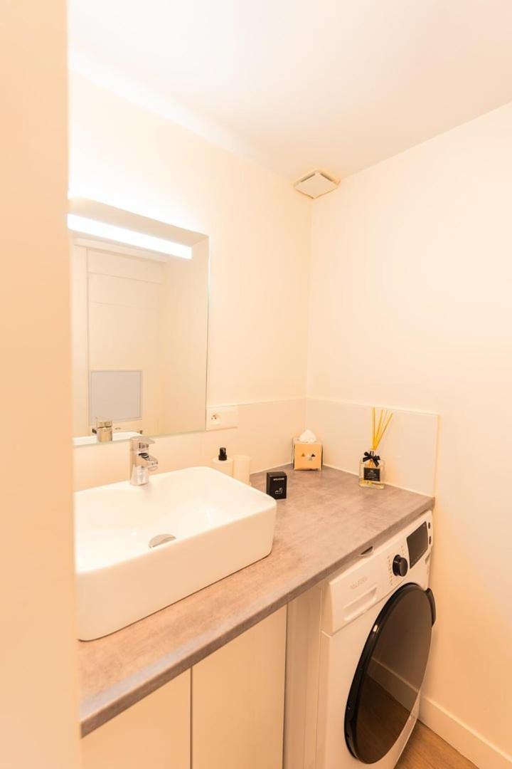 Duplex Confortable En Centre Avec 2 Chambres Châlons-en-Champagne Eksteriør billede